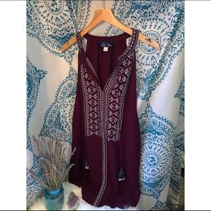 🔆 Francesca’s Maroon Dress. Size S NWOT.